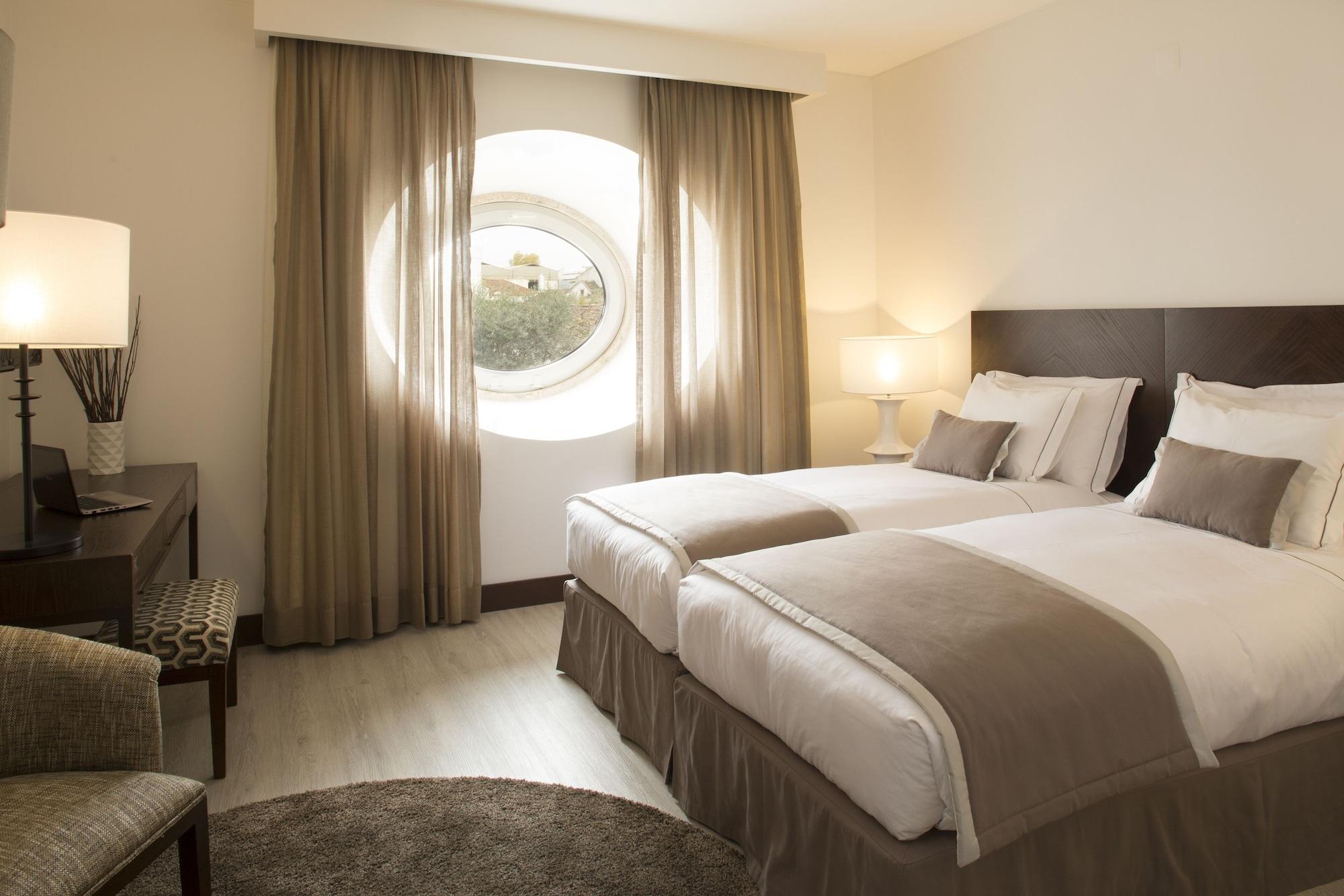 Pateo Dos Solares Charm Hotel Эштремош Экстерьер фото